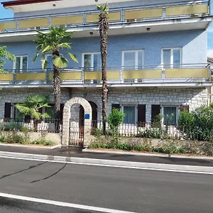 Gostinjska kuća & Soba Skarica, Matulji